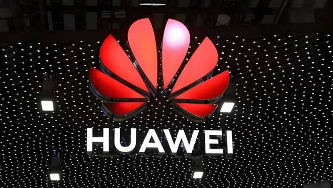 拼装路由器还赢了大嘴实力不容小觑啊AG真人网页余承东和华为工程师比(图1)